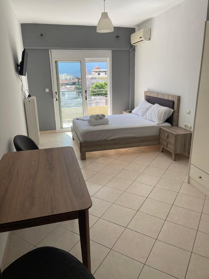 Secret Oasis Aptms Room1 Larissa Exterior foto